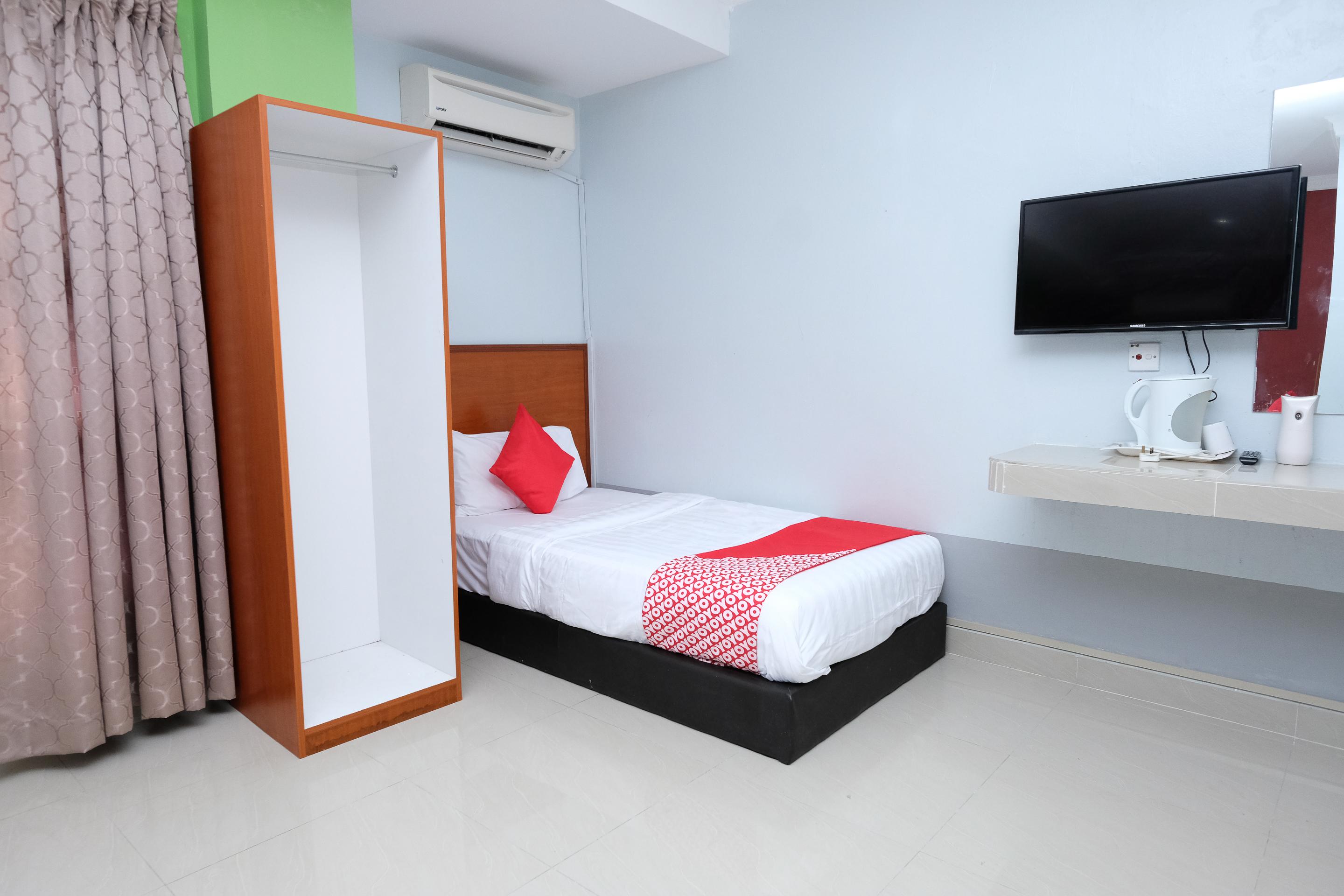 Super Oyo 720 Corridor Hotel 2 Pekan Ngoại thất bức ảnh