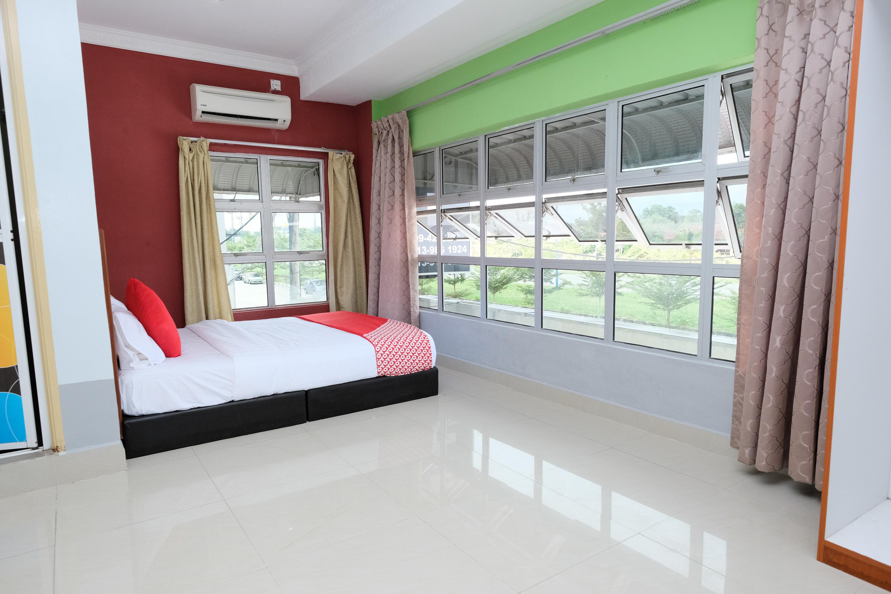 Super Oyo 720 Corridor Hotel 2 Pekan Ngoại thất bức ảnh