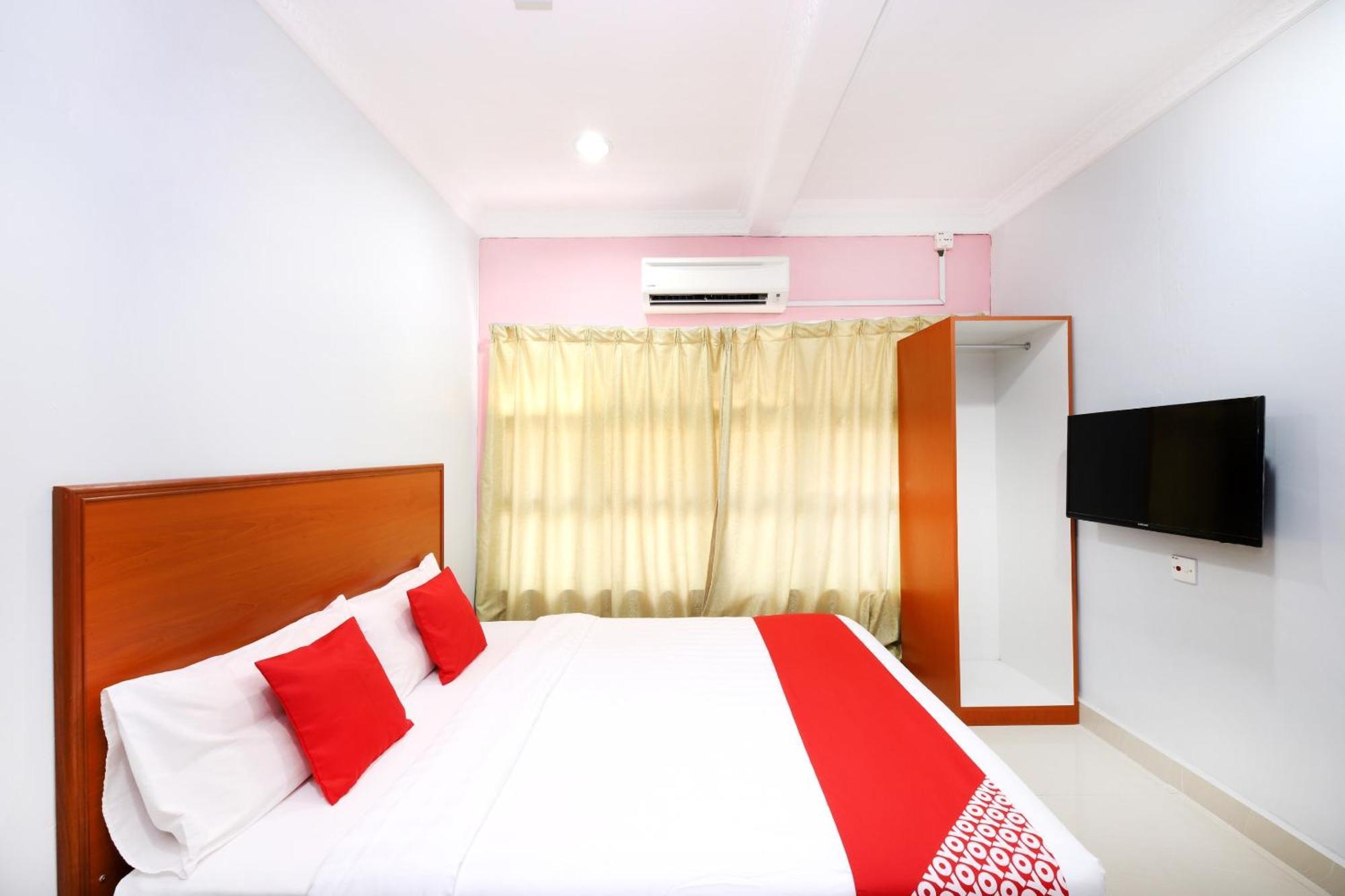 Super Oyo 720 Corridor Hotel 2 Pekan Ngoại thất bức ảnh