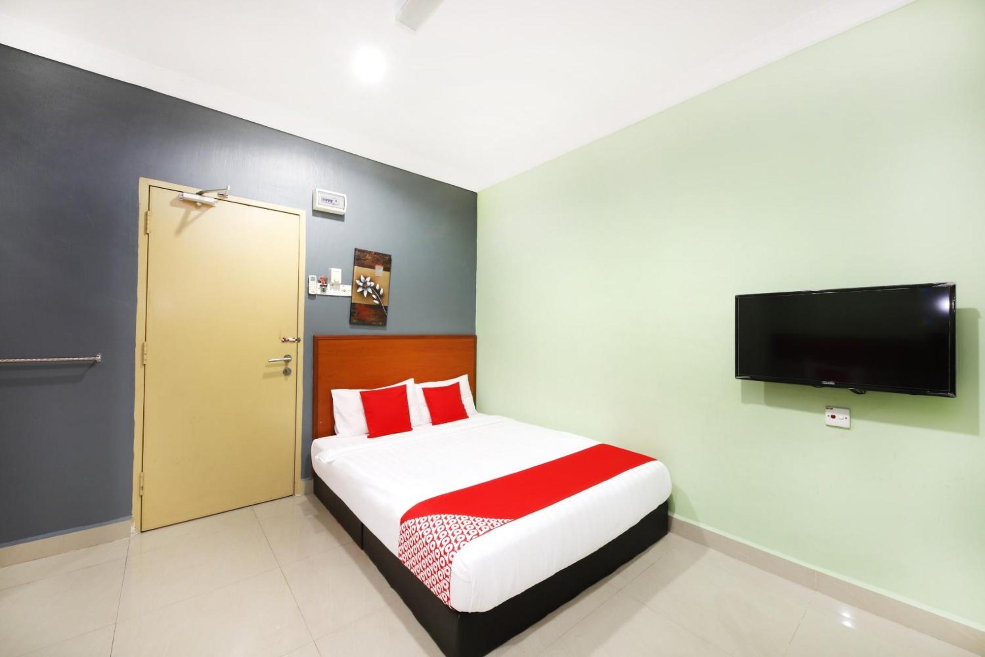 Super Oyo 720 Corridor Hotel 2 Pekan Ngoại thất bức ảnh