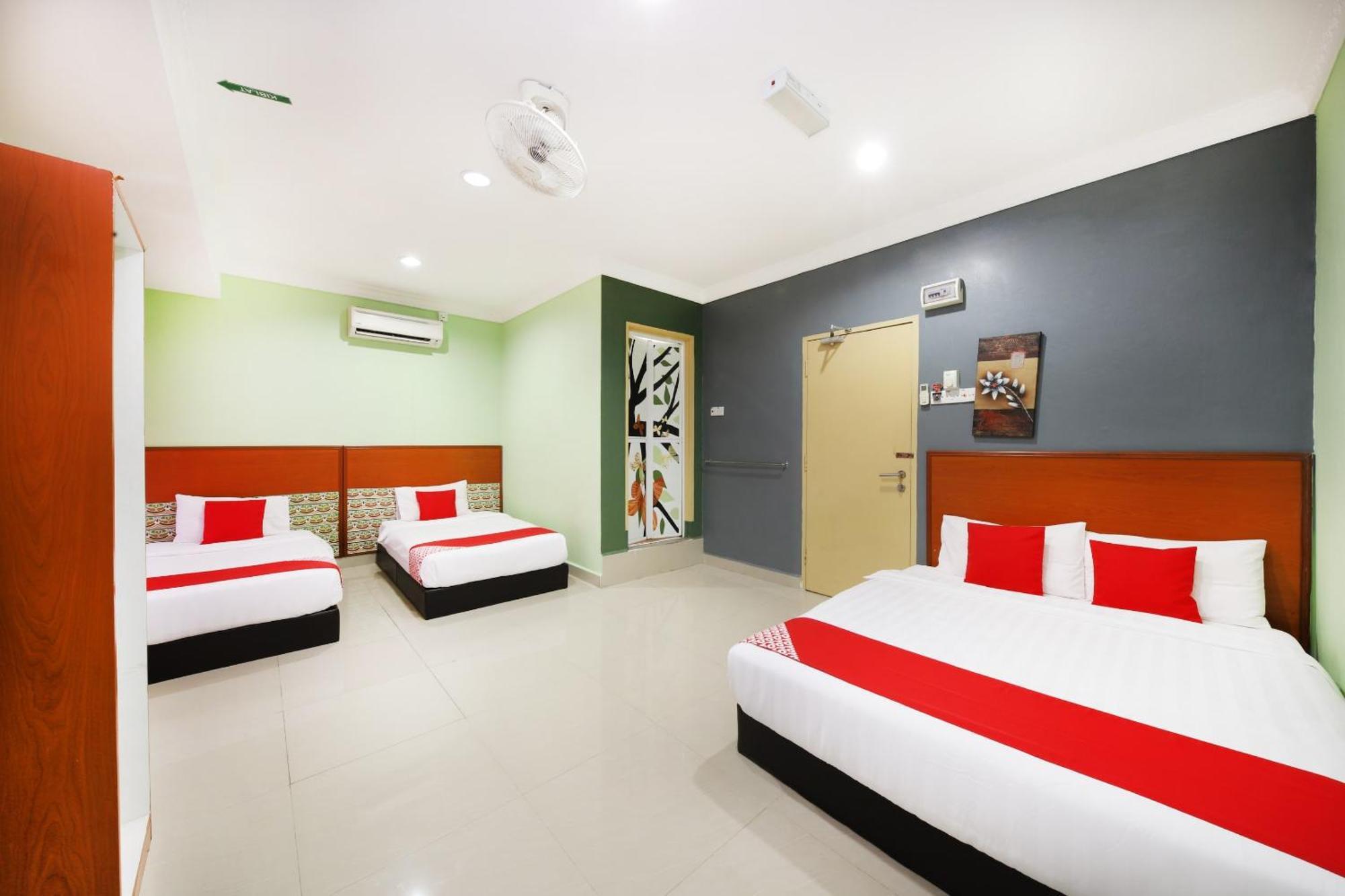 Super Oyo 720 Corridor Hotel 2 Pekan Ngoại thất bức ảnh