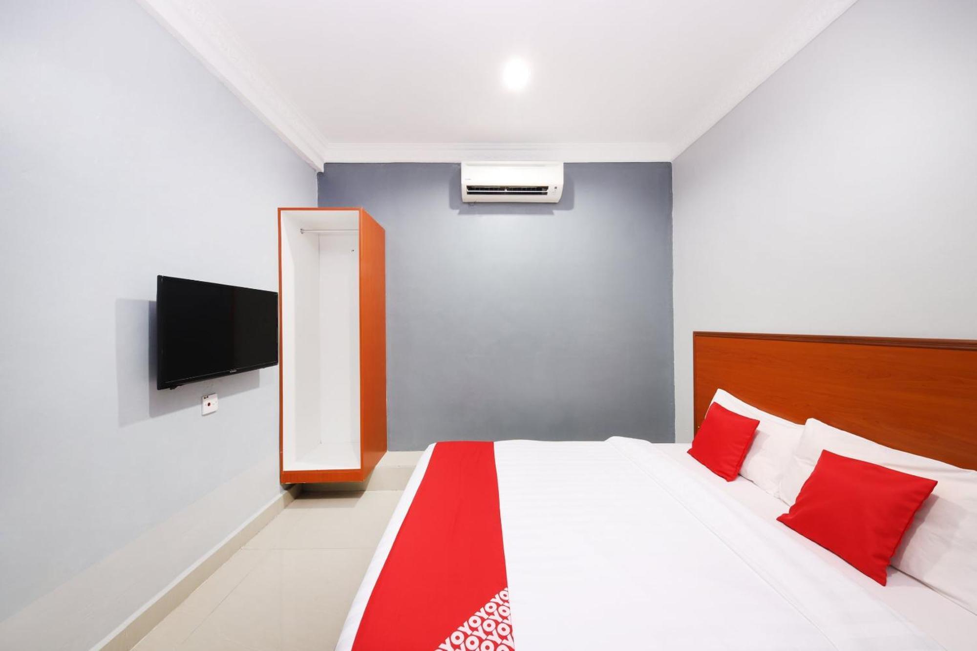 Super Oyo 720 Corridor Hotel 2 Pekan Ngoại thất bức ảnh
