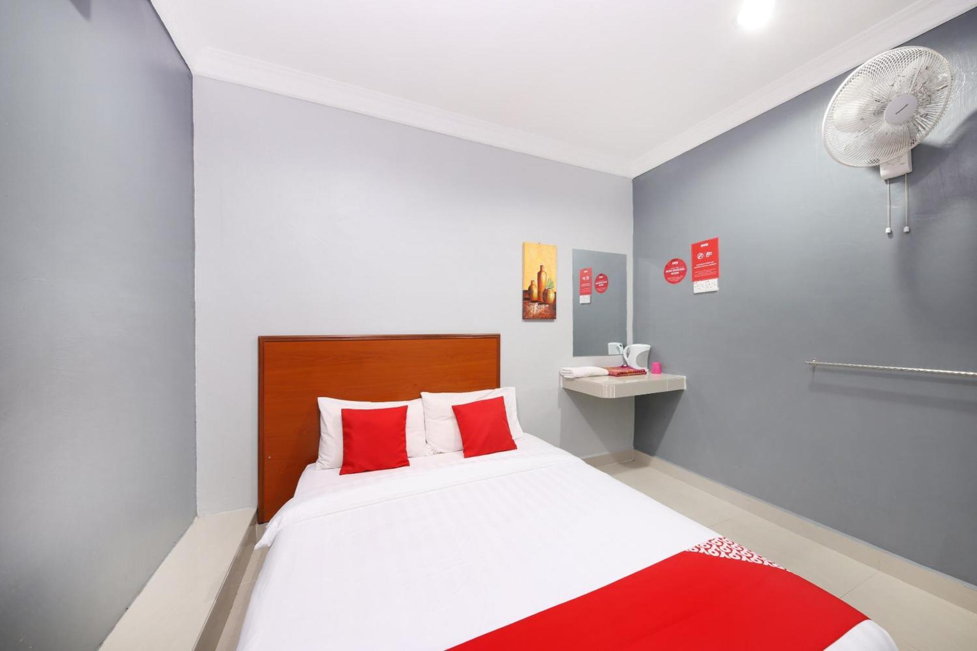 Super Oyo 720 Corridor Hotel 2 Pekan Ngoại thất bức ảnh