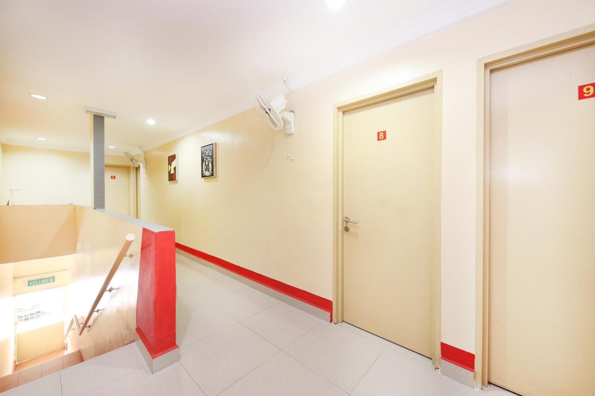 Super Oyo 720 Corridor Hotel 2 Pekan Ngoại thất bức ảnh